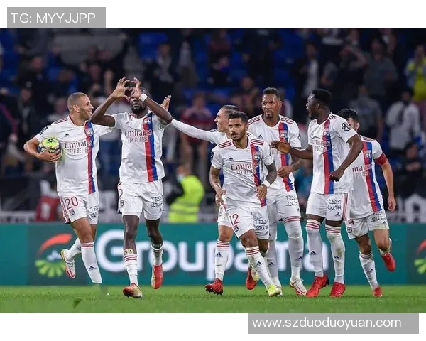 里昂3-2逆转马赛，射手尤尼西乌斯破门再现英姿