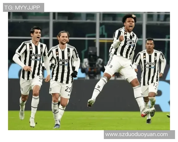 尤文图斯主场6-1大胜AC米兰，梅开二度的C罗再次证明实力