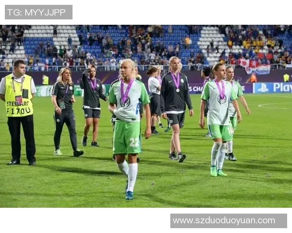 狼堡球员受伤退赛，球队惨遭失利淘汰——一场充满遗憾与挑战的比赛