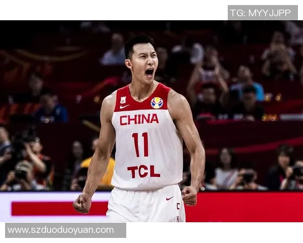 易建联：从篮球场上的传奇到中国体育的象征，如何影响年轻一代运动员成长